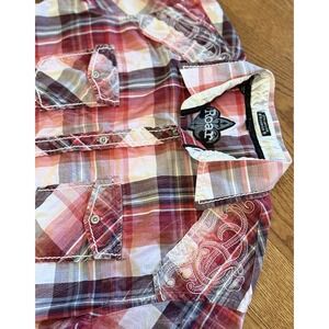Mens Roar Signature Short Sleeve Red Plaid Button Up Embroidered Shirt Large